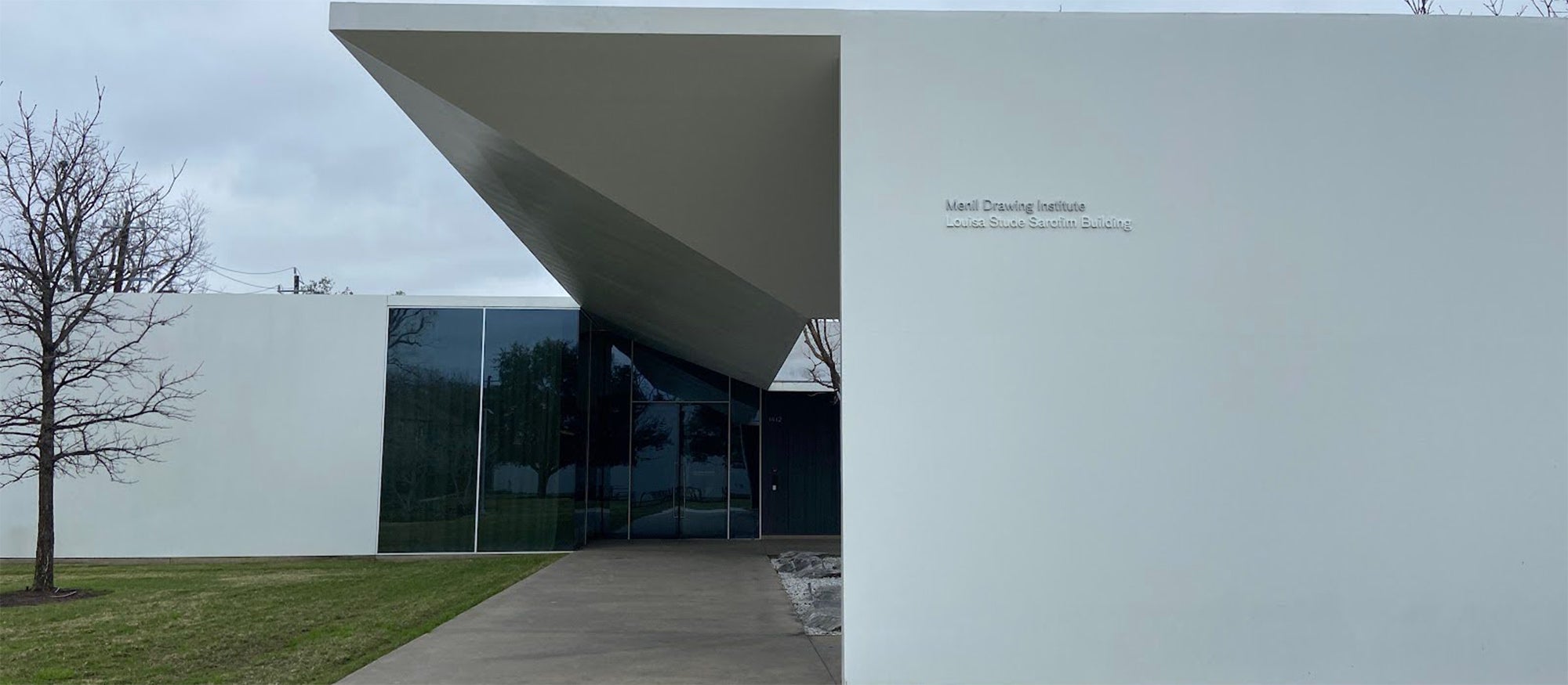 Fig. 4: Menil Drawing Institute building exterior.
