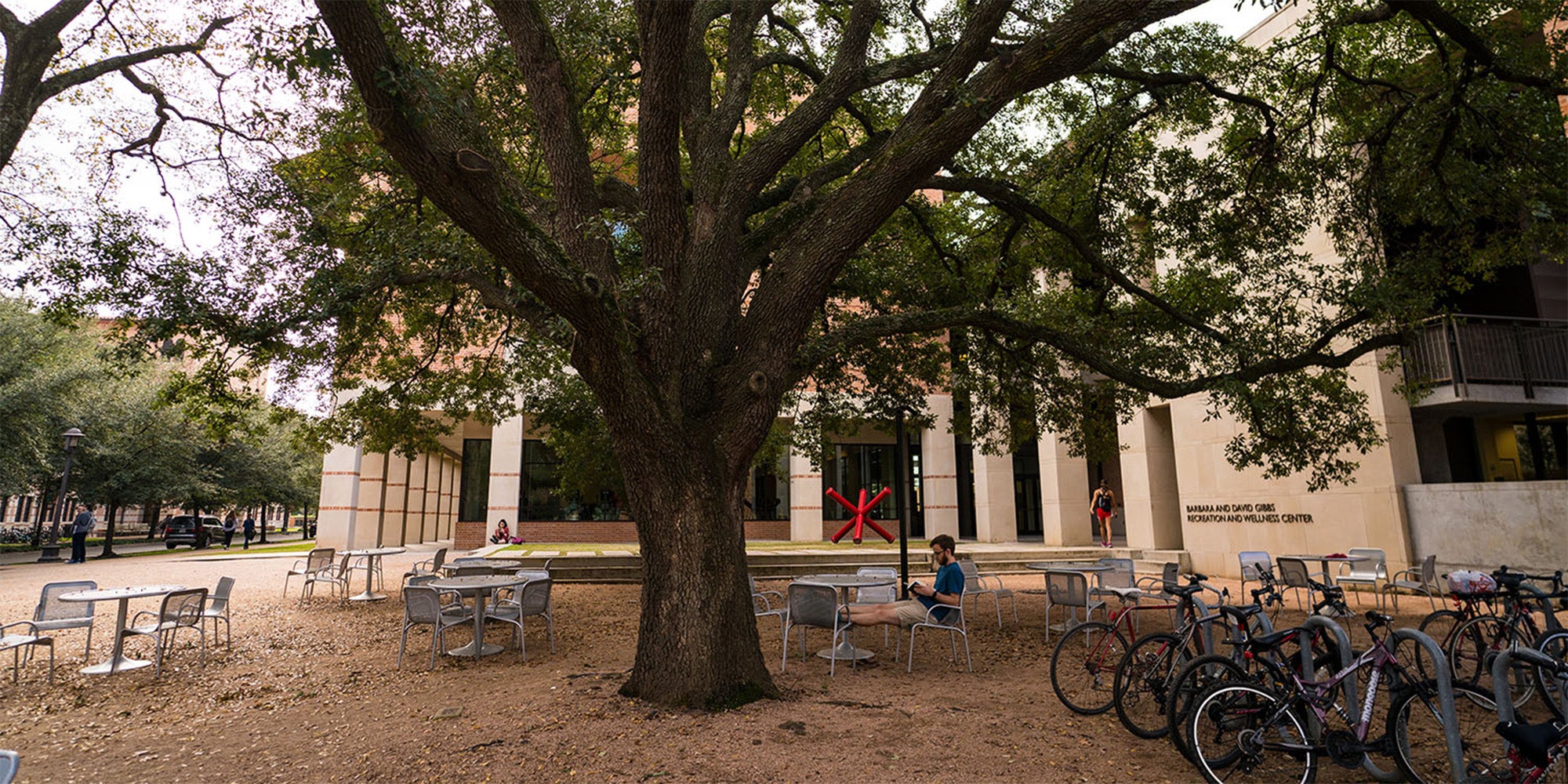 A photo of the Gibbs Recreation Center on the Rice campus.