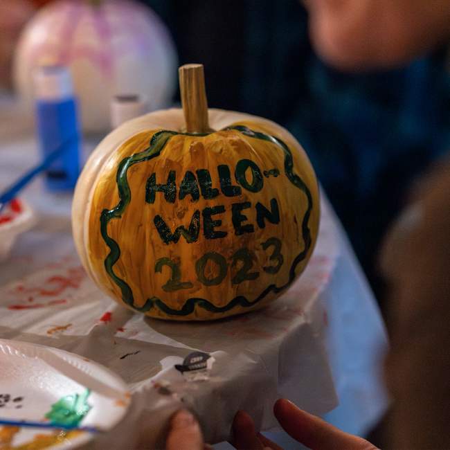 Students embraced the festive vibes at Rice University’s “hOWLoween” event.